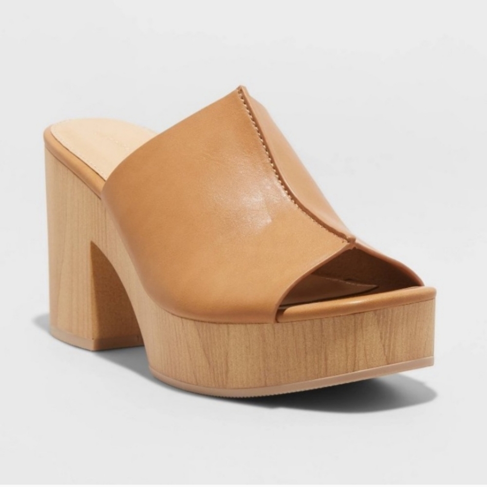 Comfy platform sandals